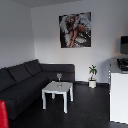 Comfortable Room With Double Bed Vichten Exterior foto