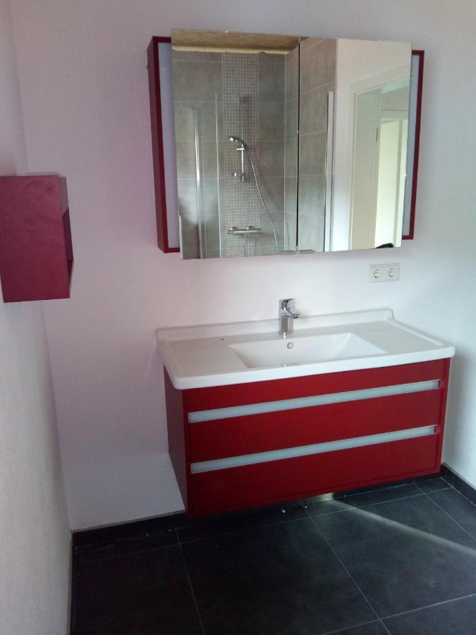 Comfortable Room With Double Bed Vichten Exterior foto